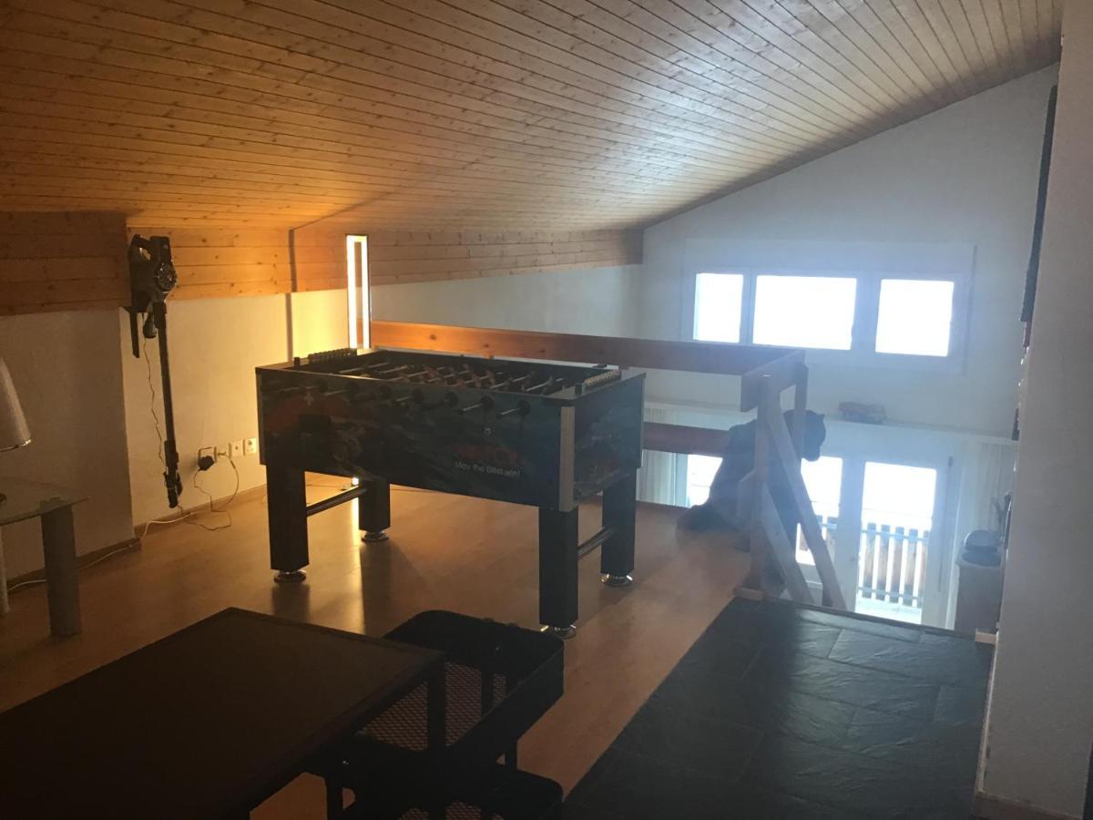 Apartment In 迪森蒂斯 外观 照片