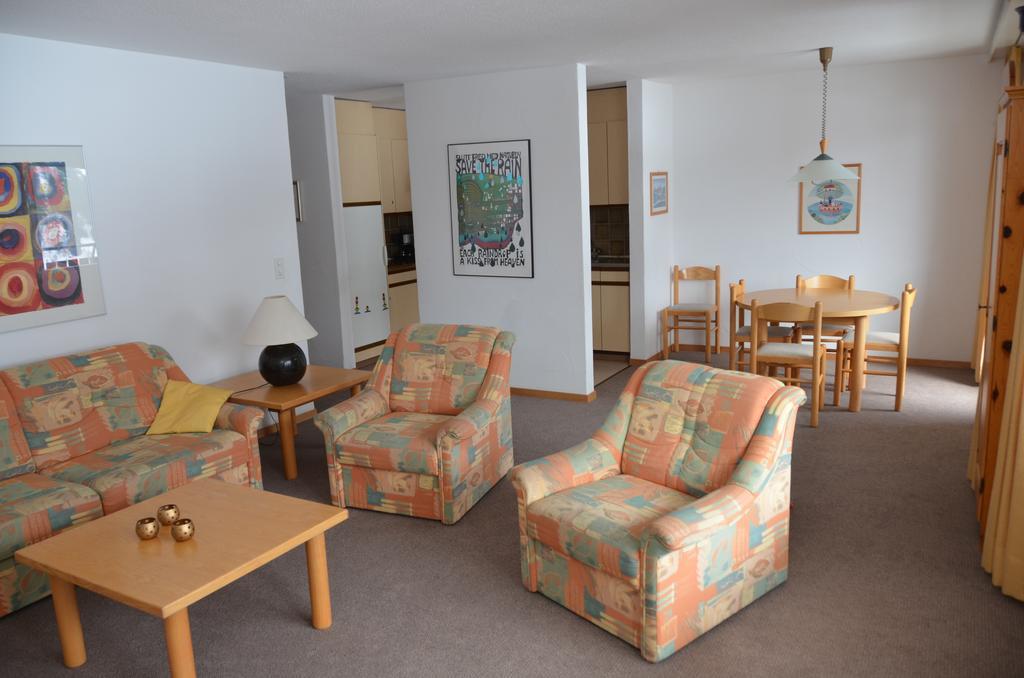 Apartment In 迪森蒂斯 外观 照片