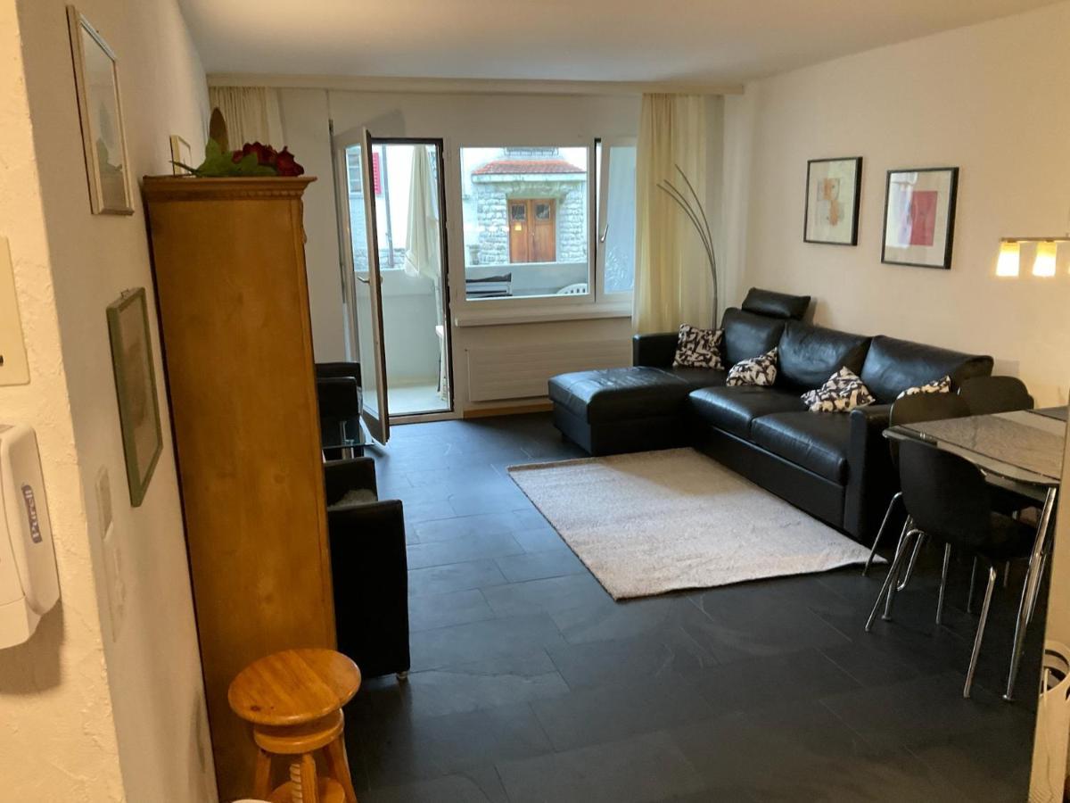 Apartment In 迪森蒂斯 外观 照片
