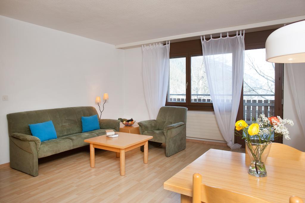 Apartment In 迪森蒂斯 客房 照片